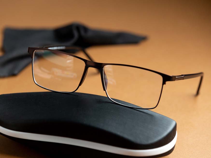 Carbon-Fiber-Sunglasses-Frame-Materials